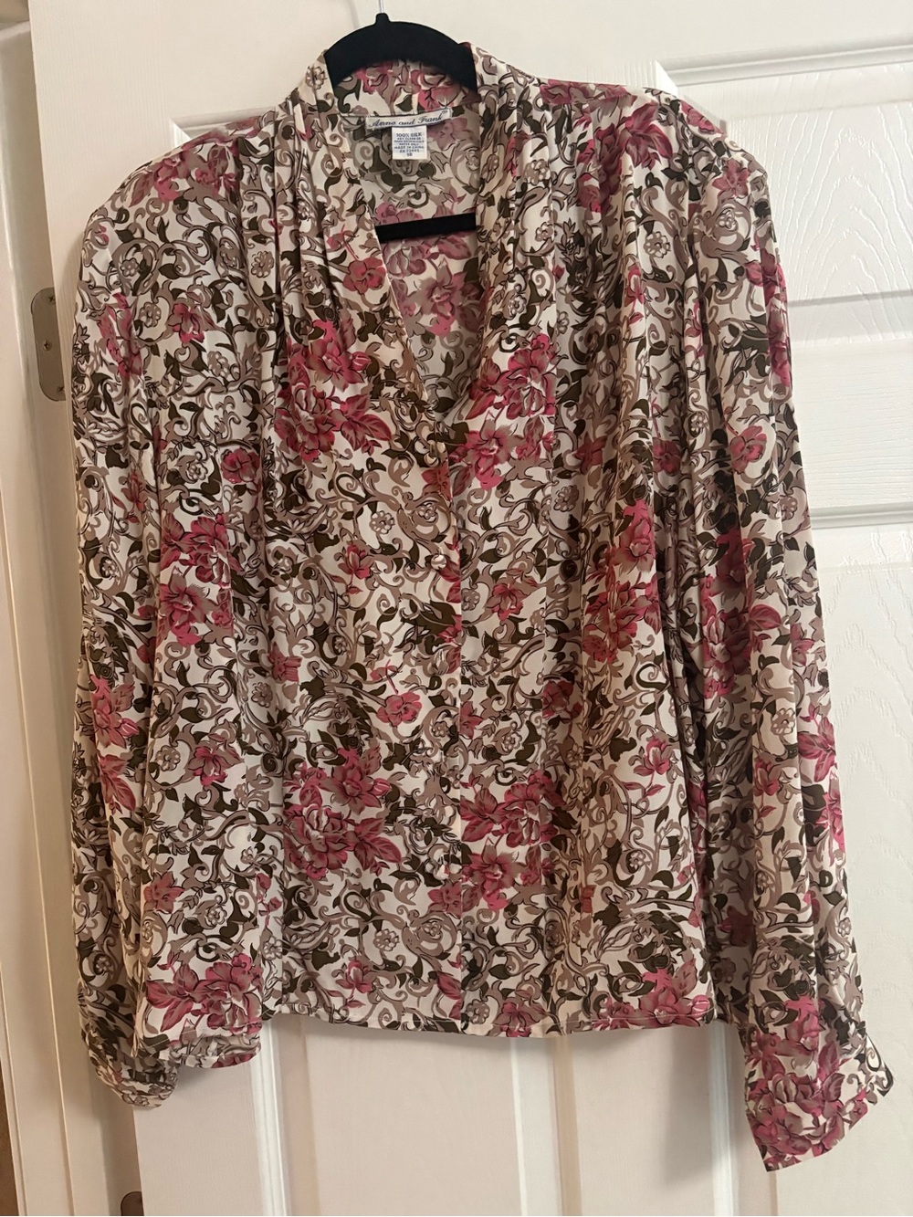 100% Silk Vintage Anna and Frank floral button up blouse top quiet luxury 18